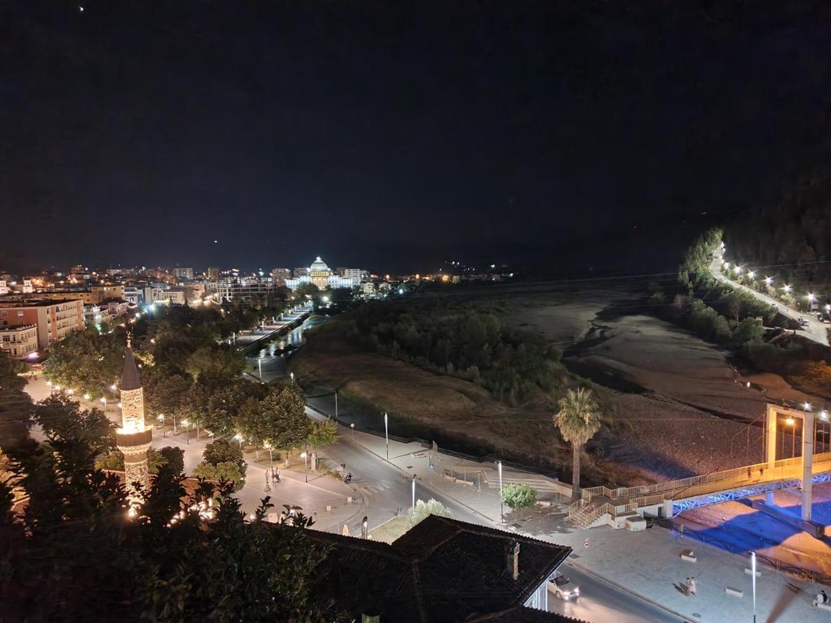 Restaurant & Guest House Semani Berat Exterior foto