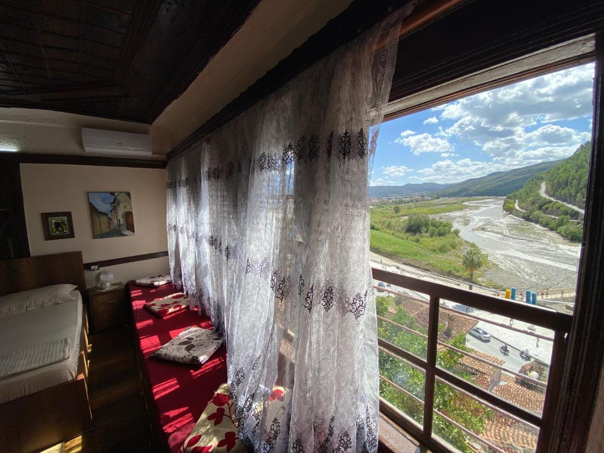 Restaurant & Guest House Semani Berat Exterior foto